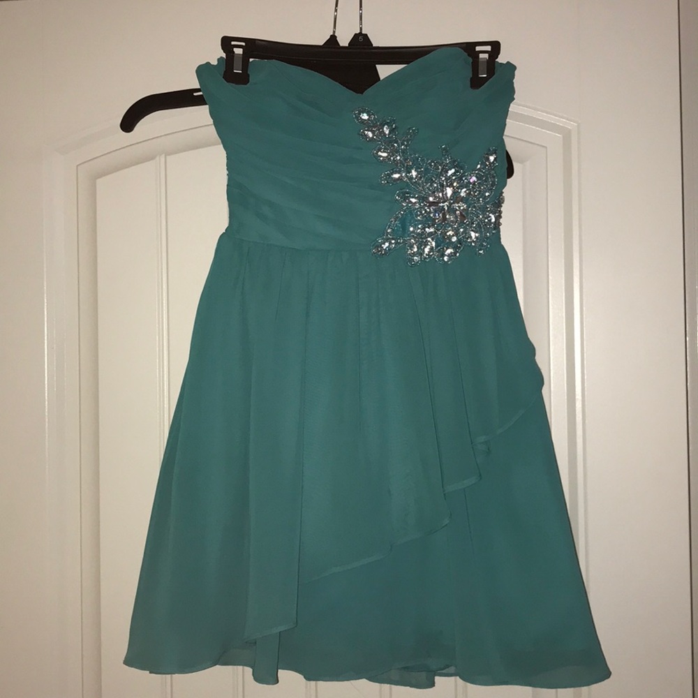 Strapless dress